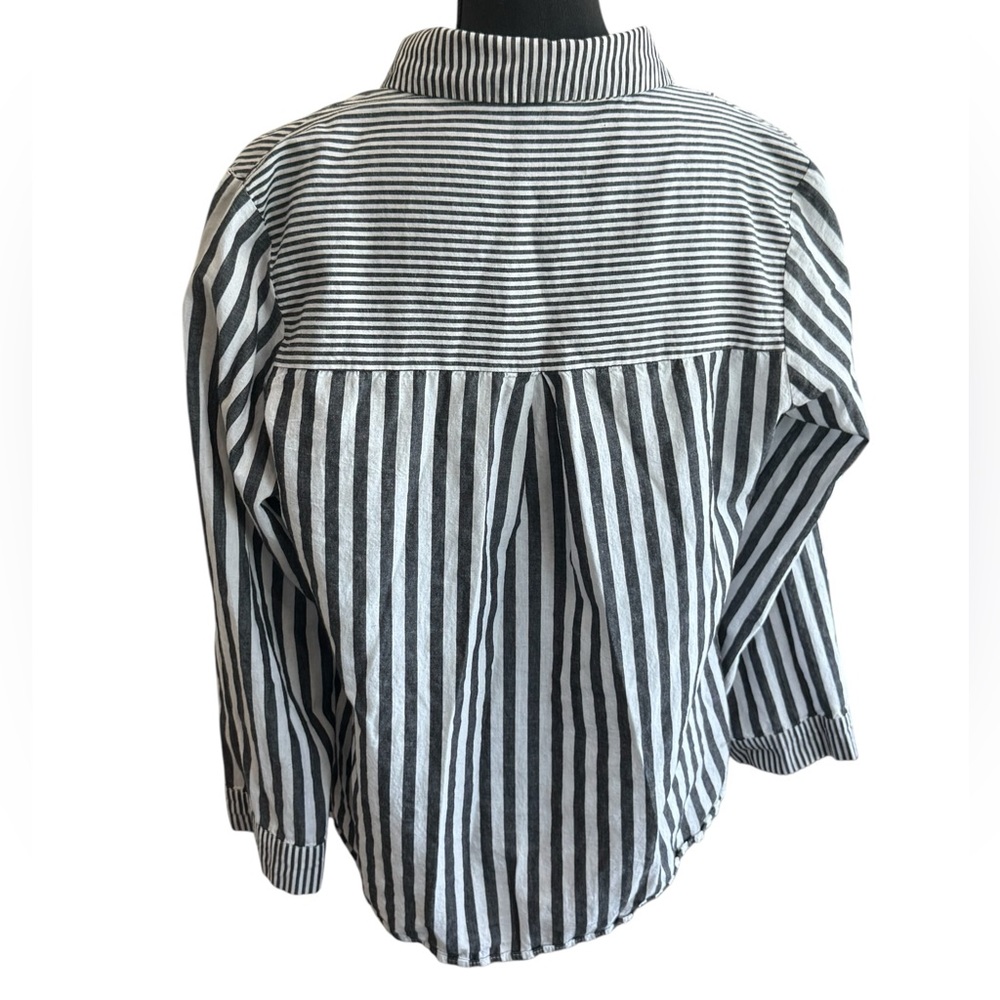 Striped Button-Up Shirt - Picture 2 of 4
